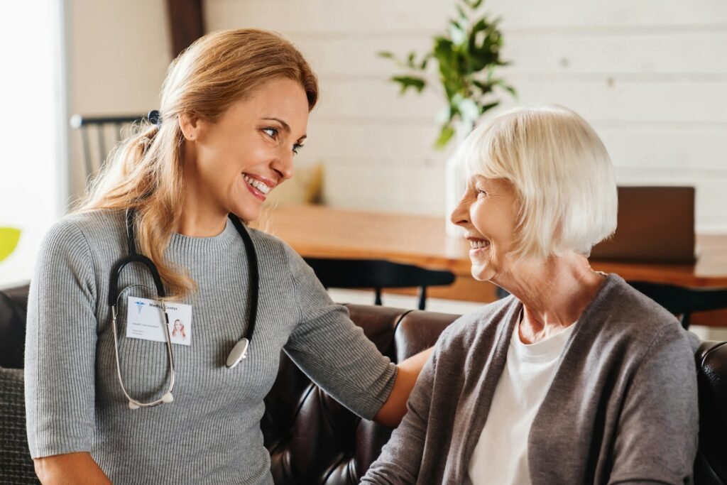 The Essential Guide to Choosing the Right Home Care Services for Your Loved One